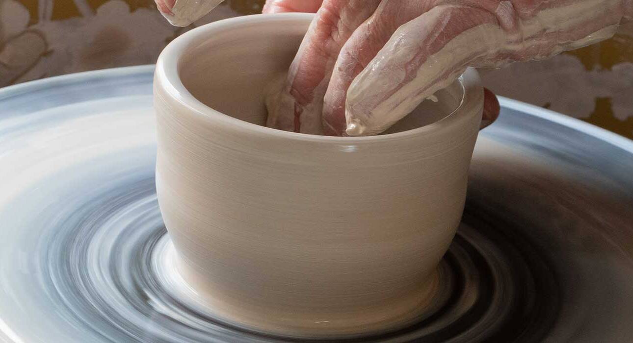 clay therapy can improve mental health